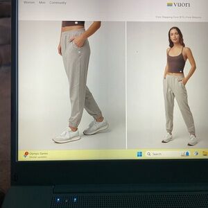 Vuori women’s boyfriend jogger